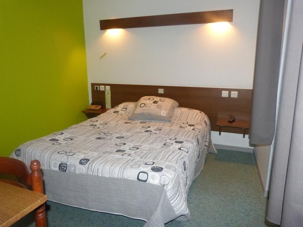 Hotel Du Donjon Champlitte-et-le-Prelot ห้อง รูปภาพ