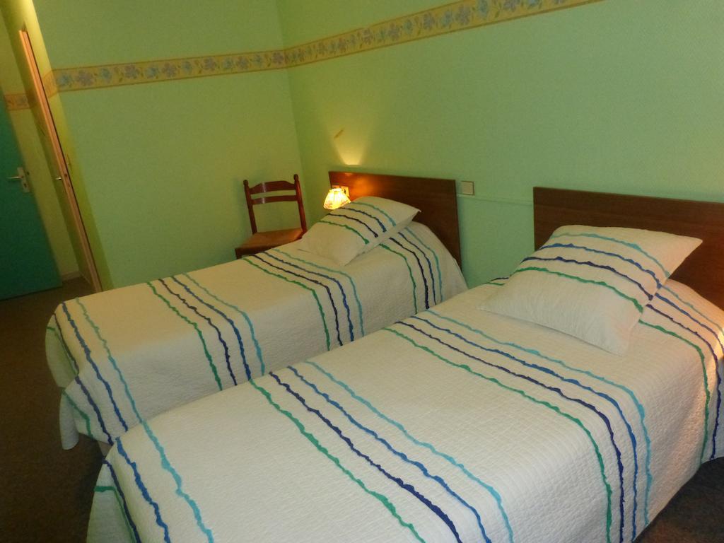 Hotel Du Donjon Champlitte-et-le-Prelot ห้อง รูปภาพ